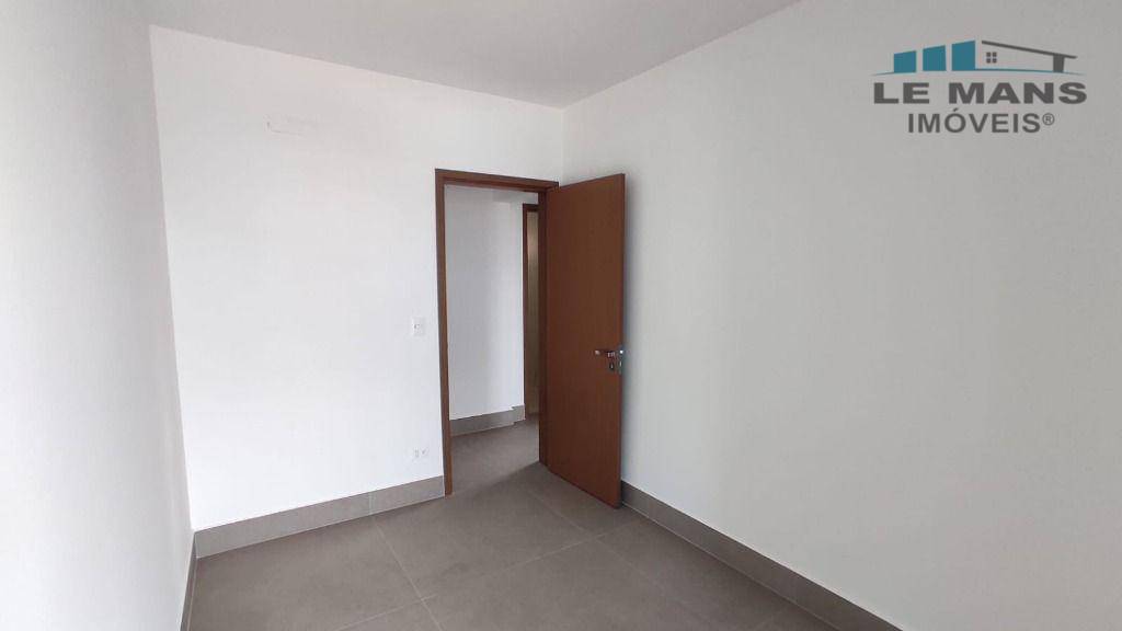 Apartamento à venda com 3 quartos, 109m² - Foto 19