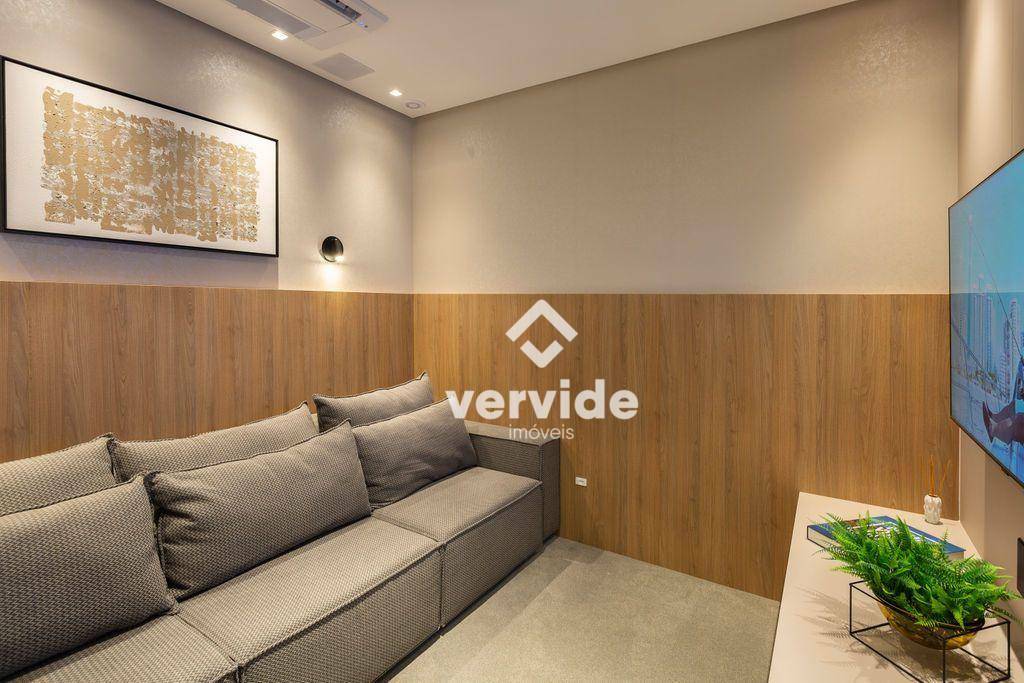 Apartamento à venda com 4 quartos, 140m² - Foto 14