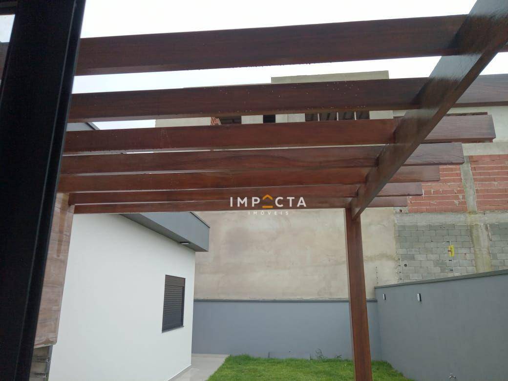 Casa à venda com 3 quartos, 202m² - Foto 6