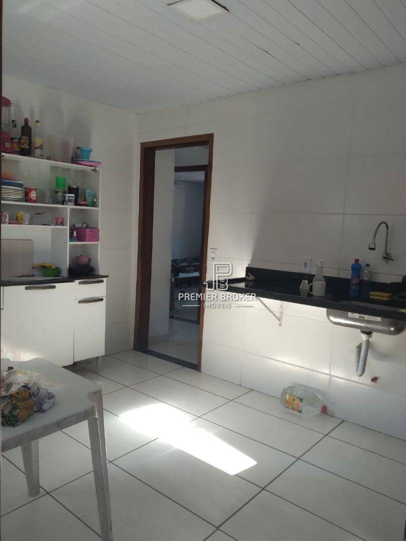 Casa à venda com 2 quartos, 45m² - Foto 7