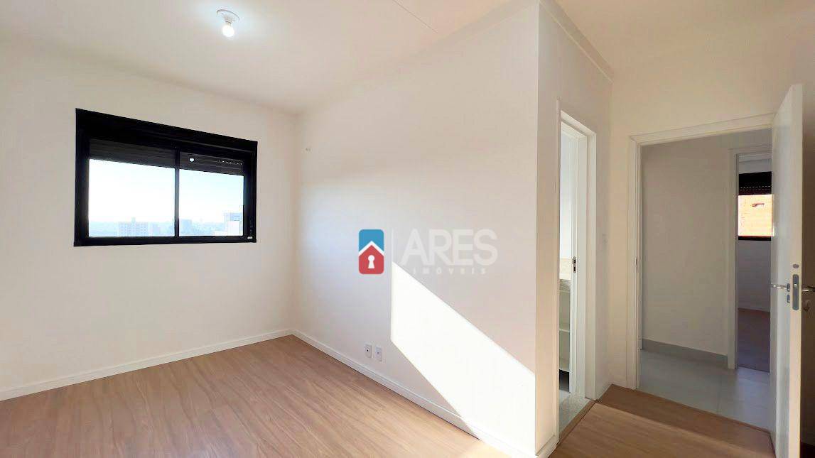 Apartamento para alugar com 3 quartos, 101m² - Foto 17