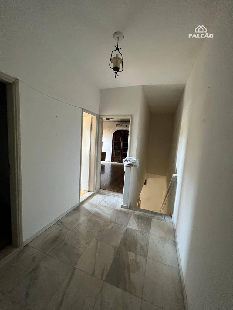 Sobrado à venda com 3 quartos, 128m² - Foto 3