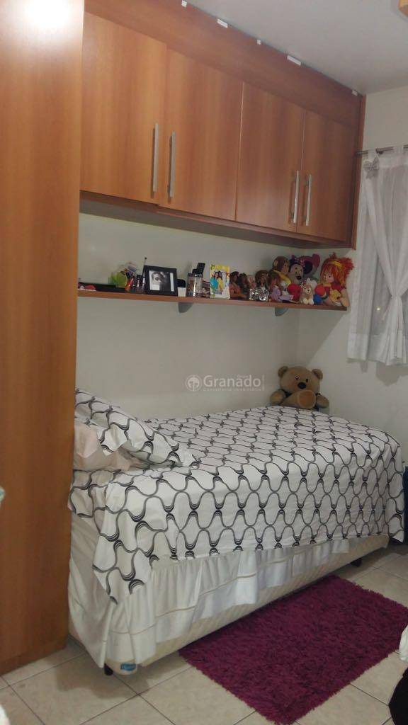 Apartamento à venda com 2 quartos, 64m² - Foto 8