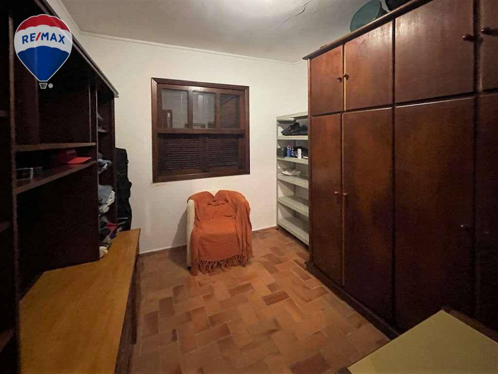 Casa para alugar com 5 quartos, 471m² - Foto 32