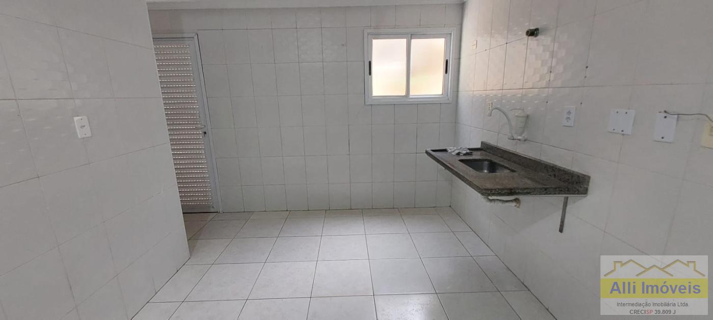 Sobrado à venda com 2 quartos, 74m² - Foto 3