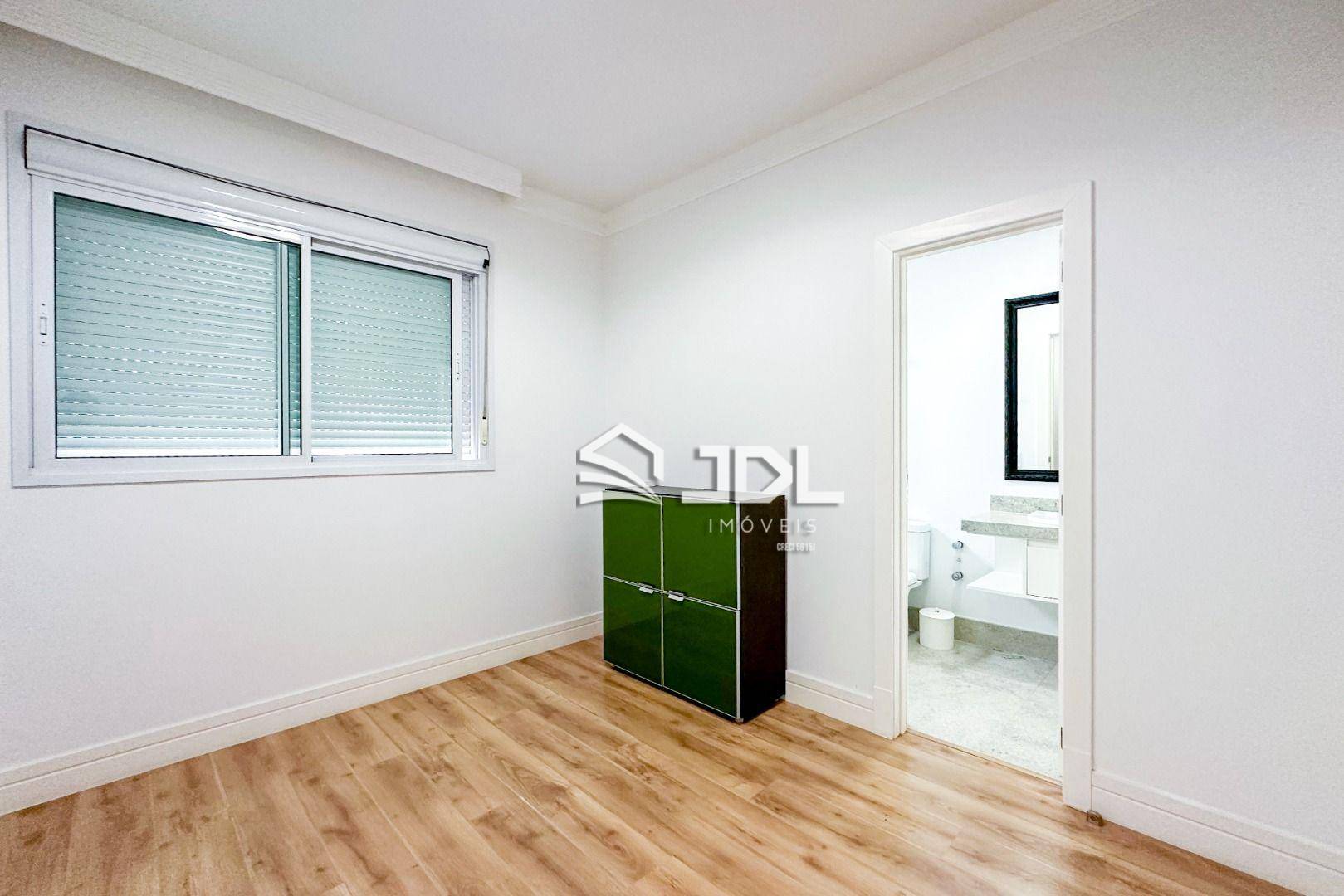 Apartamento à venda com 3 quartos, 176m² - Foto 22