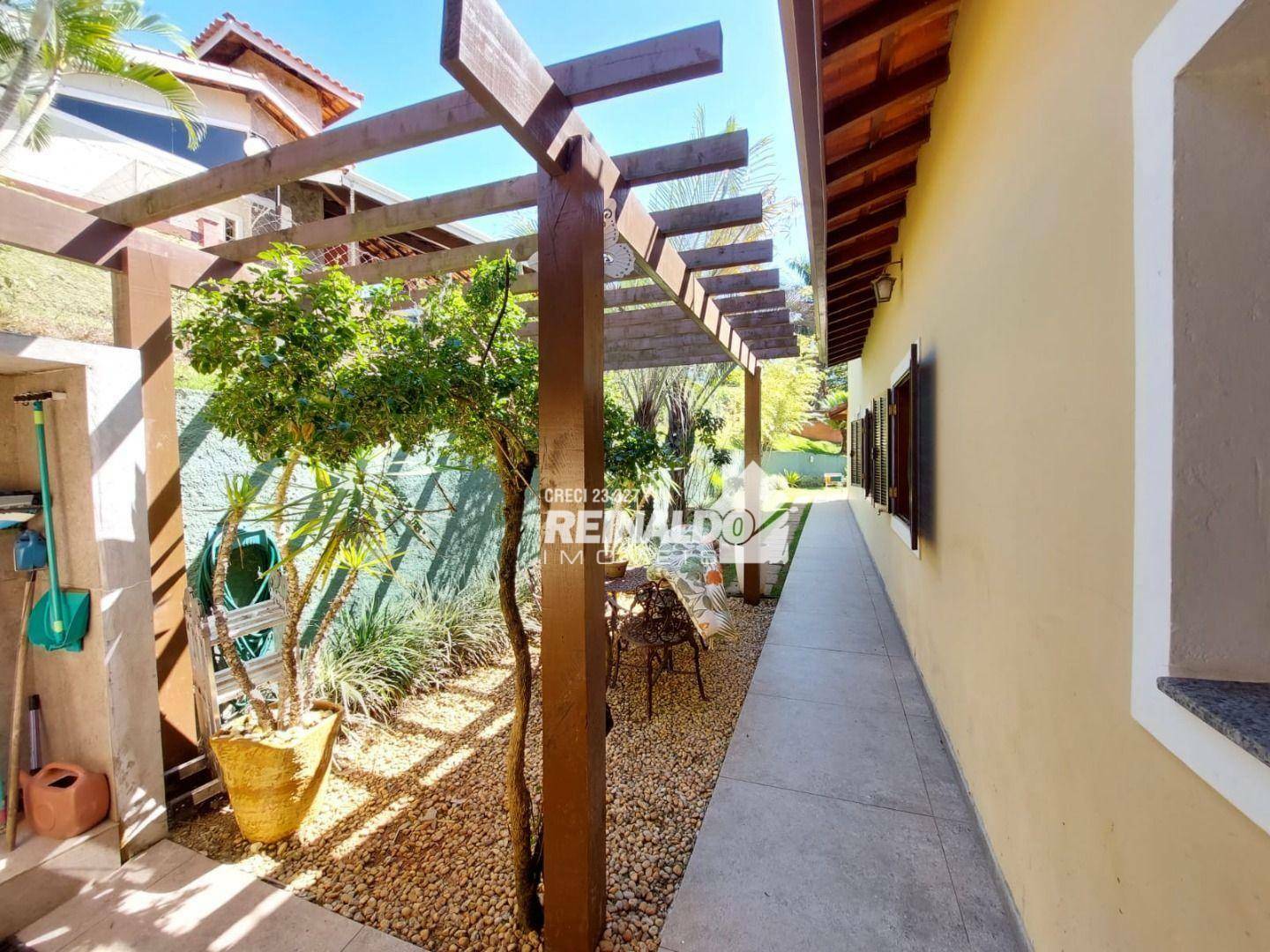 Casa de Condomínio à venda com 4 quartos, 320m² - Foto 31