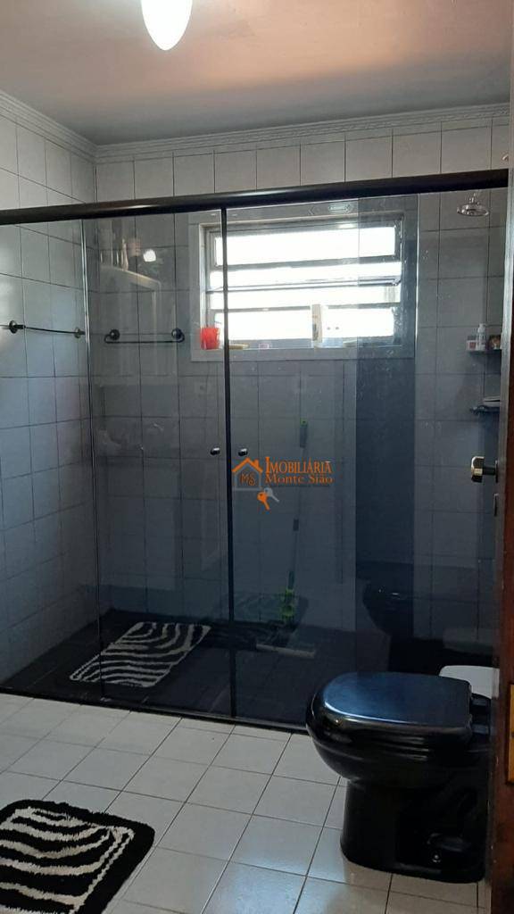 Sobrado à venda com 6 quartos, 257m² - Foto 22