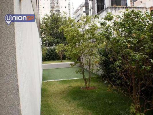 Apartamento à venda com 2 quartos, 66m² - Foto 17