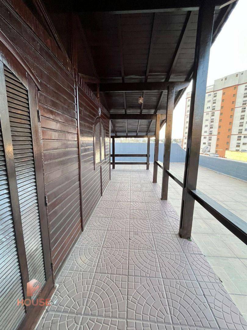 Casa para alugar com 3 quartos, 110m² - Foto 13