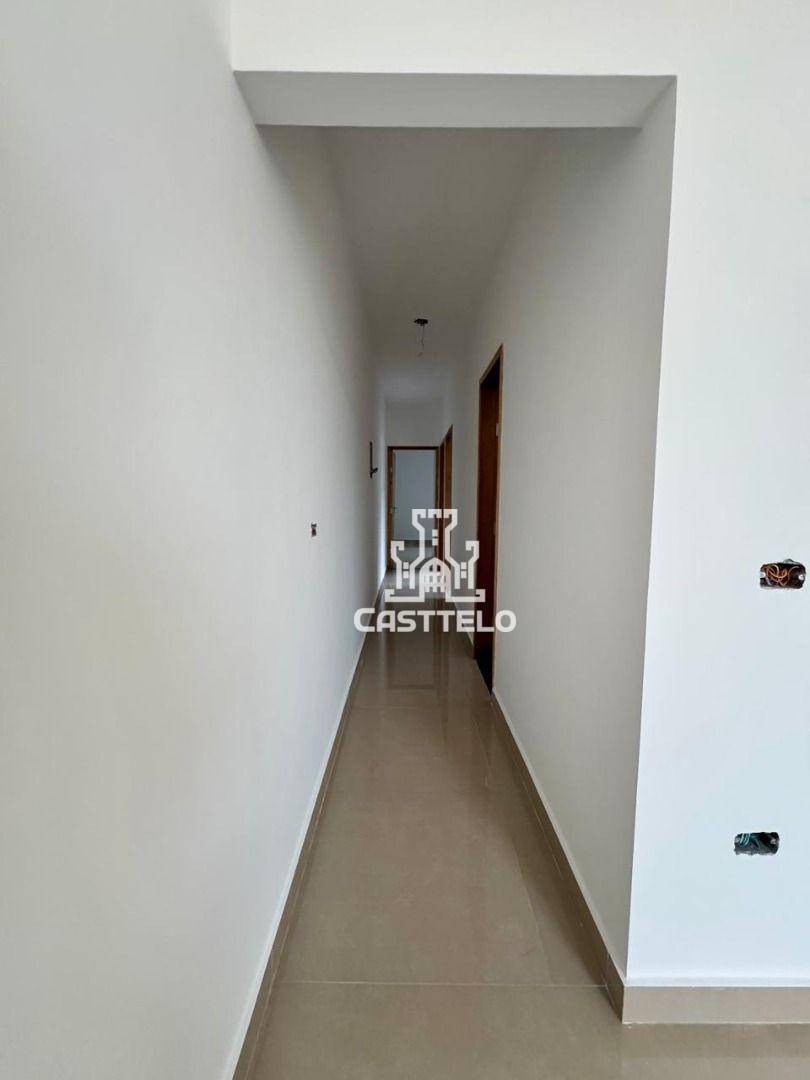 Casa à venda com 3 quartos, 80m² - Foto 11