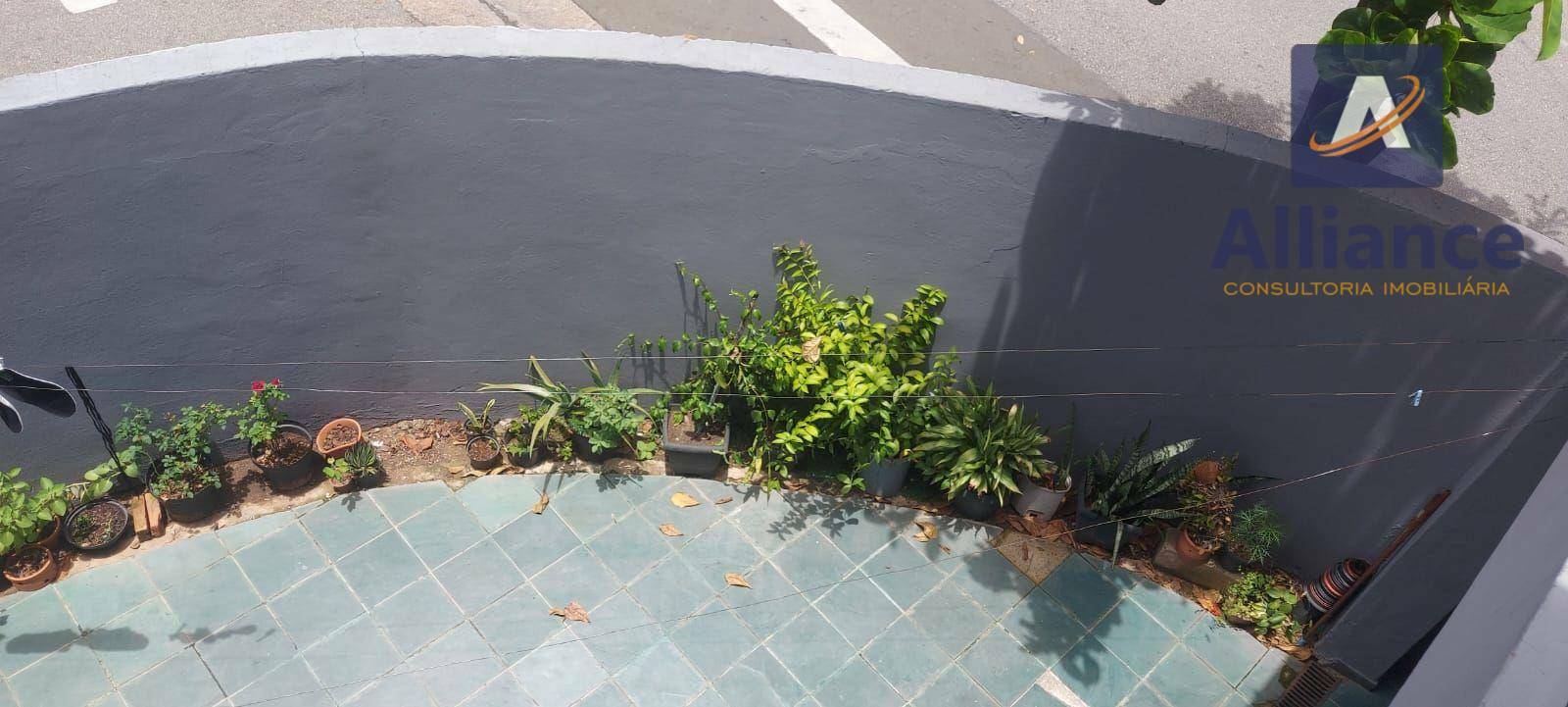 Casa à venda com 2 quartos, 160m² - Foto 12