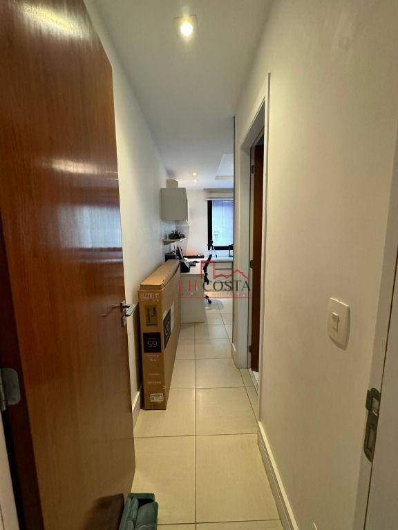 Apartamento à venda com 4 quartos, 351m² - Foto 18