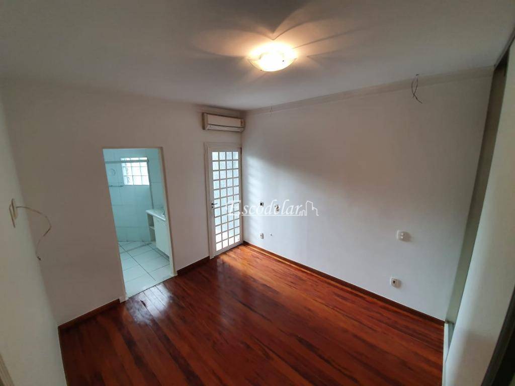 Sobrado à venda com 3 quartos, 209m² - Foto 8