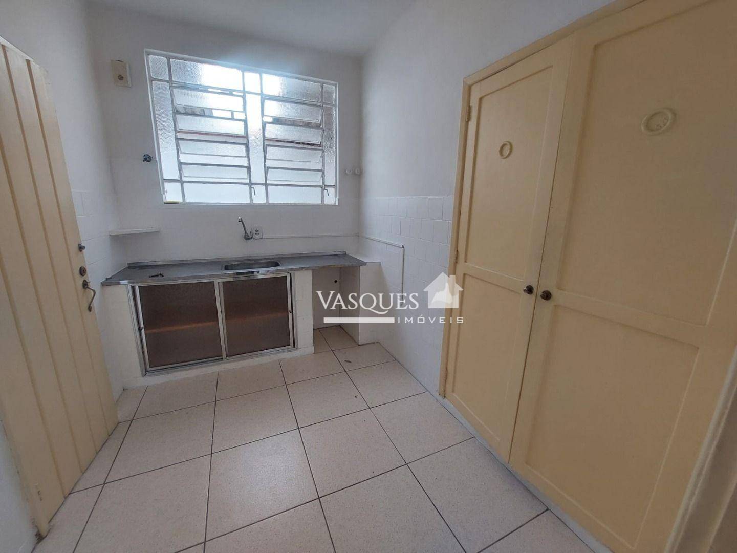 Casa para alugar com 3 quartos, 130m² - Foto 16