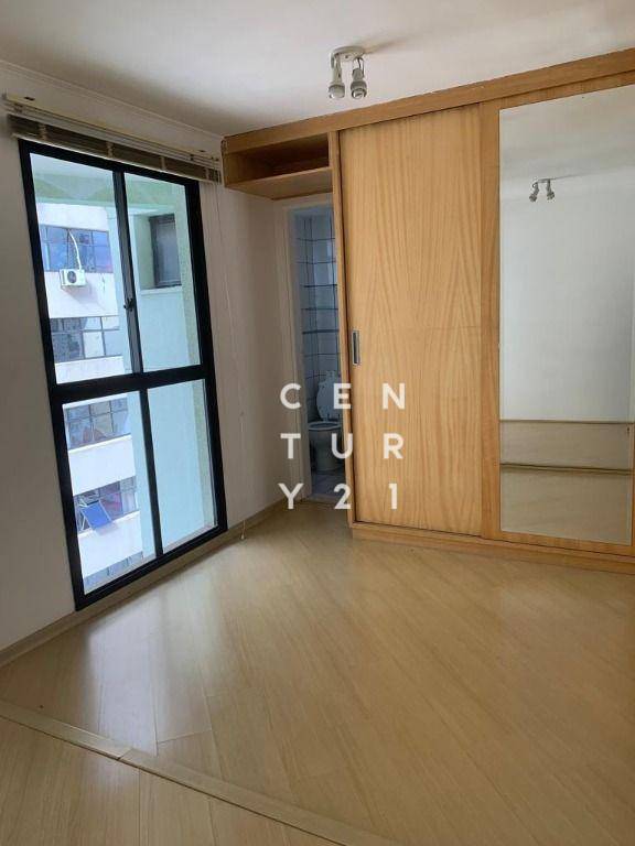 Apartamento à venda com 2 quartos, 80m² - Foto 9