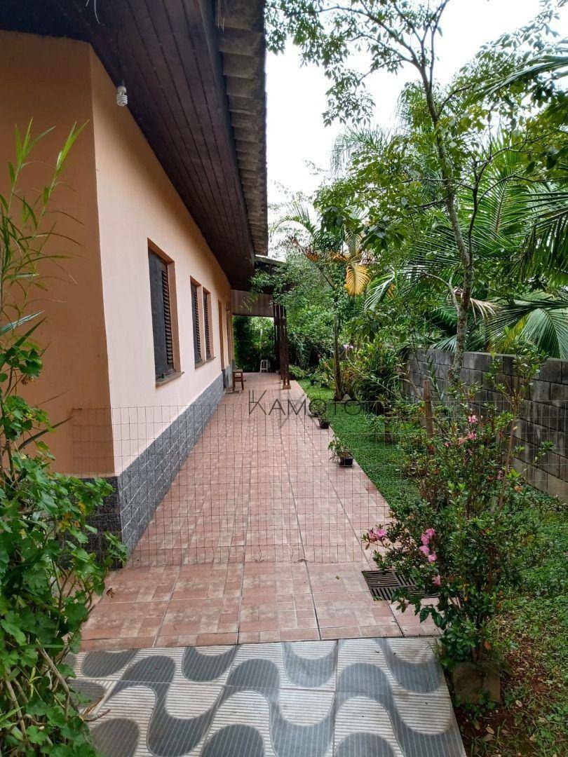 Casa à venda e aluguel com 4 quartos, 250m² - Foto 4