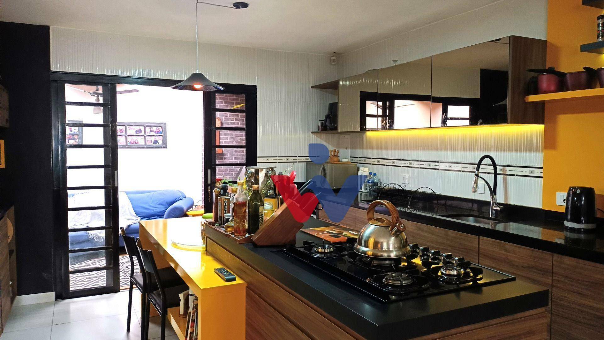 Casa à venda com 3 quartos, 149m² - Foto 3