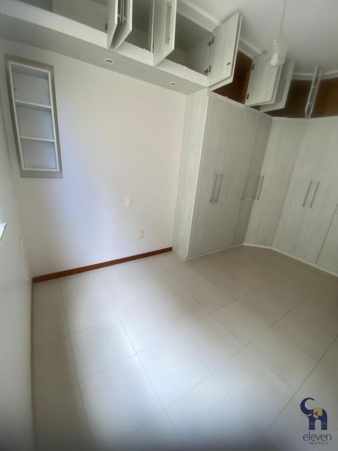 Apartamento à venda com 3 quartos, 79m² - Foto 7