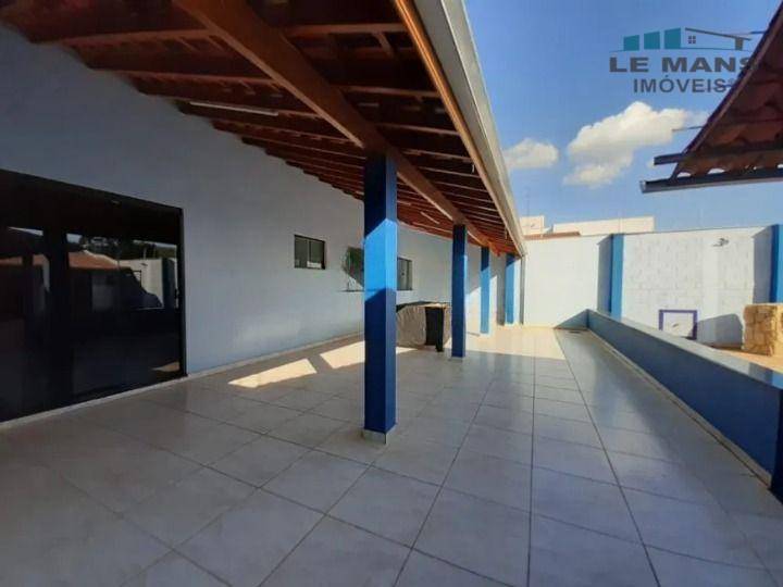 Casa à venda com 2 quartos, 160m² - Foto 8