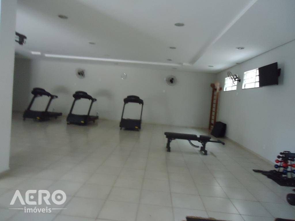 Apartamento à venda com 3 quartos, 86m² - Foto 18