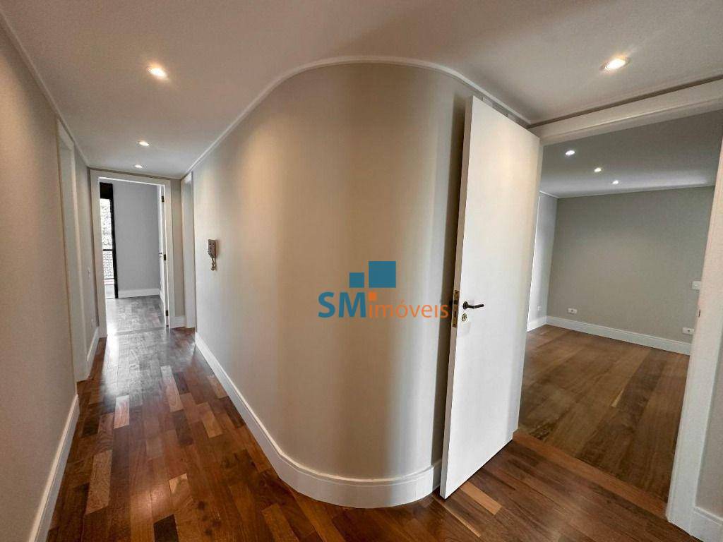 Apartamento à venda com 4 quartos, 195m² - Foto 20