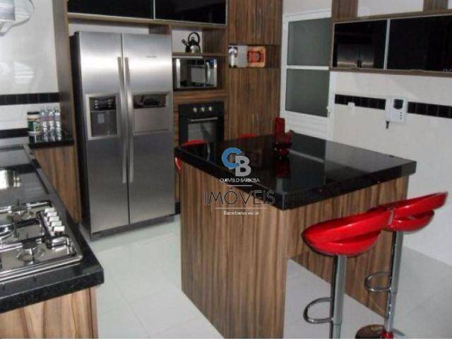 Sobrado à venda com 4 quartos, 350m² - Foto 3