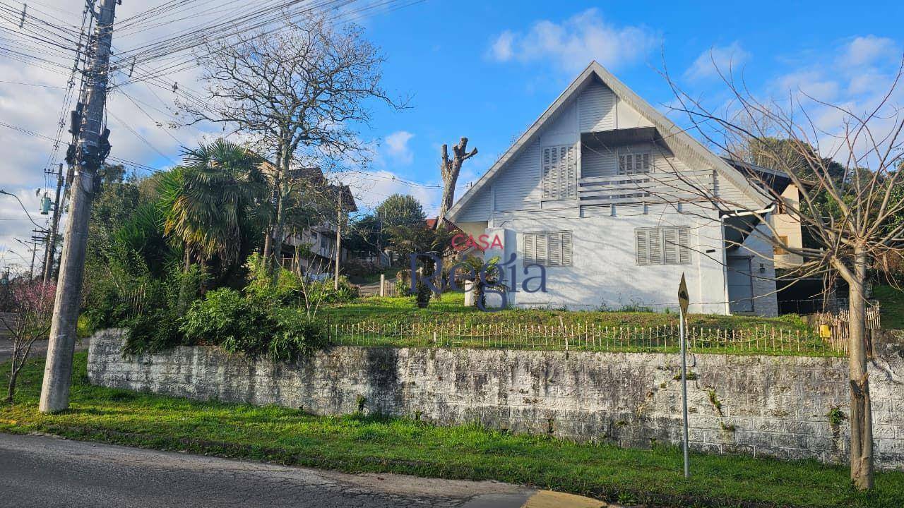 Casa para alugar com 5 quartos, 110m² - Foto 1