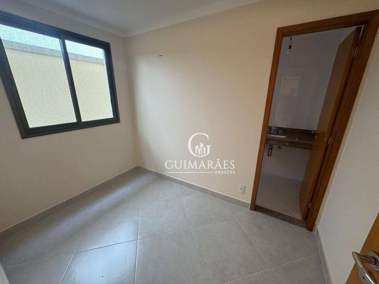 Casa de Condomínio à venda com 4 quartos, 252m² - Foto 12