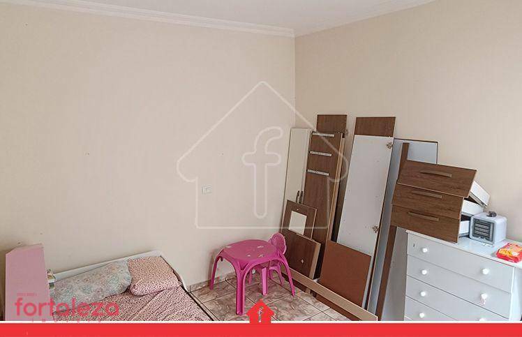 Casa à venda com 2 quartos, 140m² - Foto 6