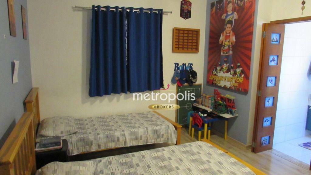 Sobrado à venda com 3 quartos, 238m² - Foto 19