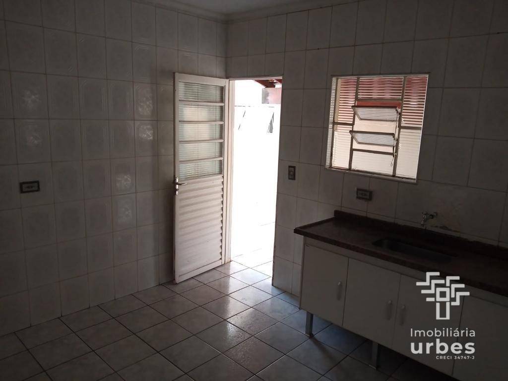 Casa à venda com 3 quartos, 127m² - Foto 9