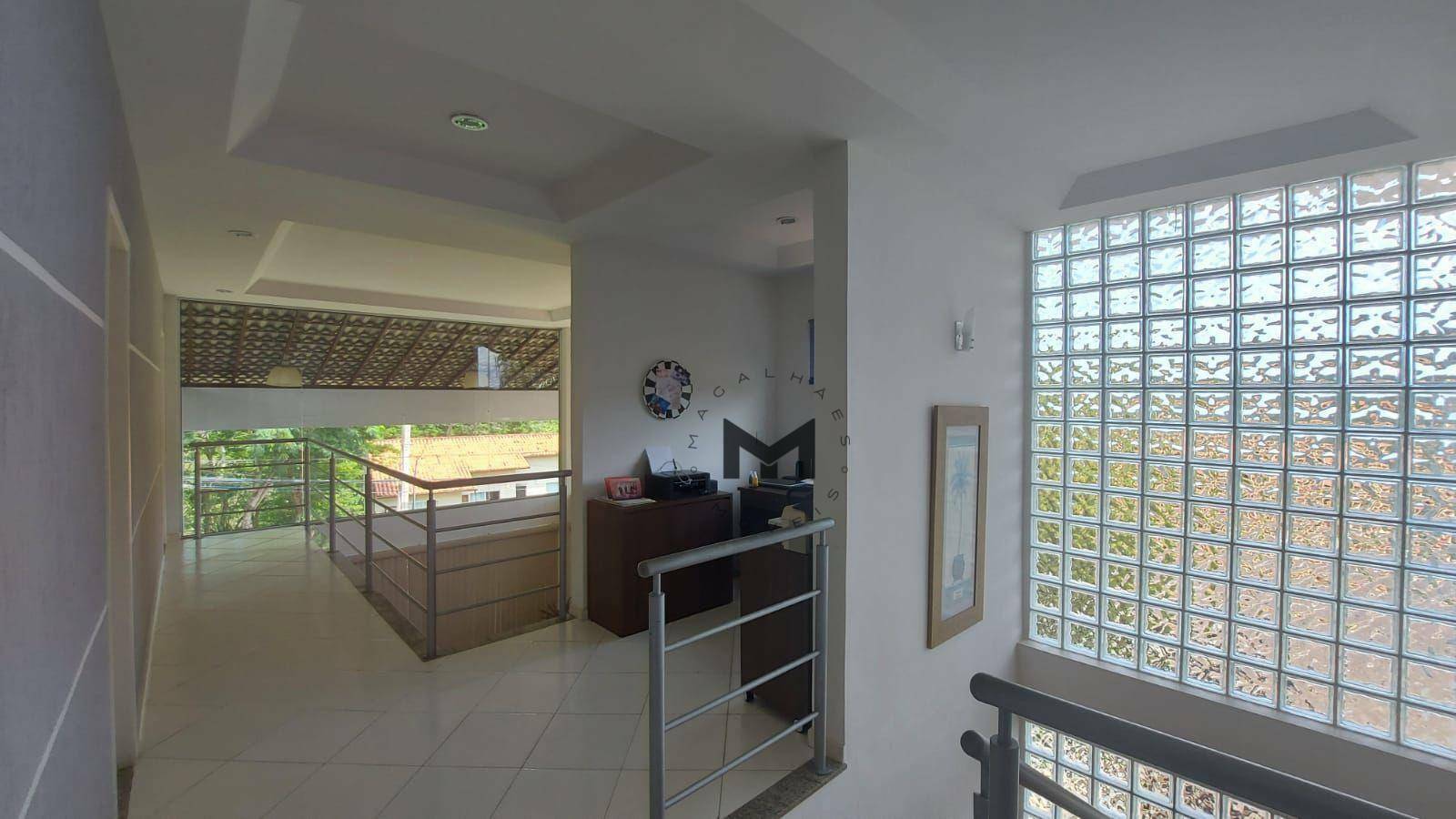 Casa à venda com 4 quartos, 350m² - Foto 23