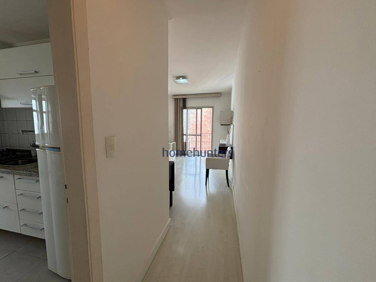 Apartamento à venda com 1 quarto, 62m² - Foto 9