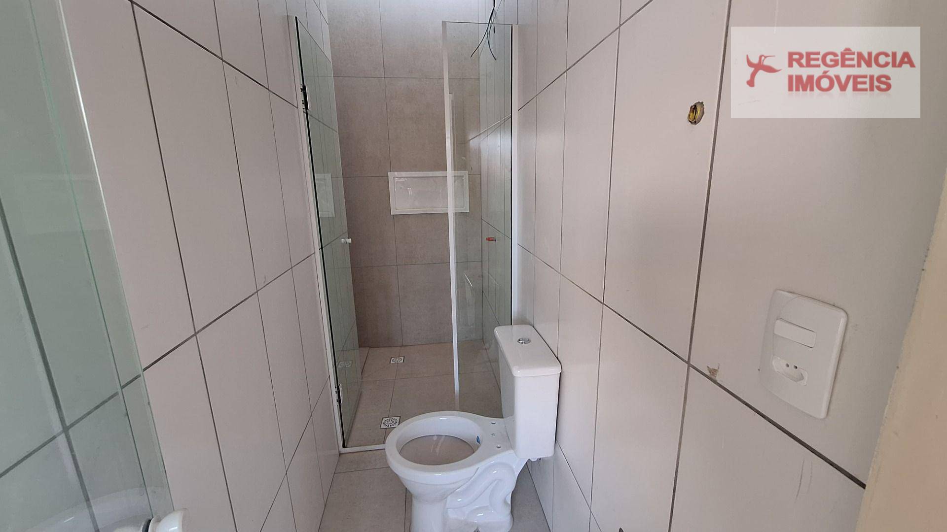 Casa à venda e aluguel com 2 quartos, 46m² - Foto 4