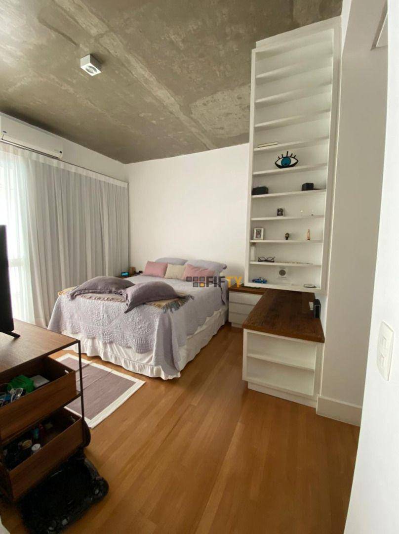 Apartamento para alugar com 1 quarto, 100m² - Foto 12