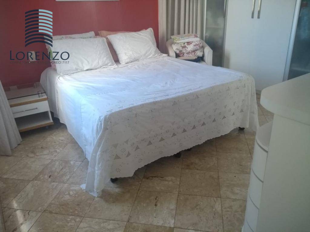 Apartamento à venda com 3 quartos, 116m² - Foto 9