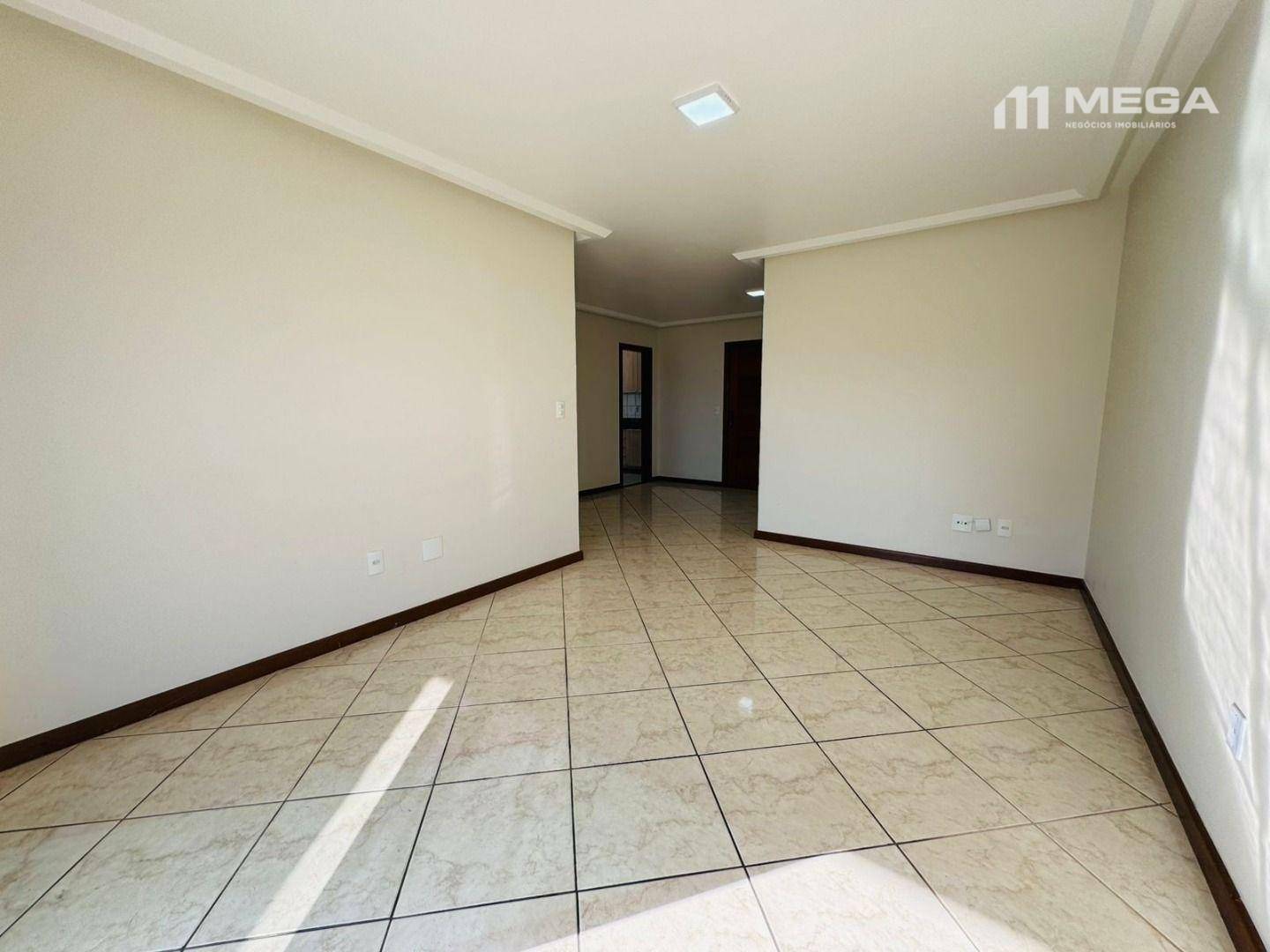 Apartamento para alugar com 3 quartos, 130m² - Foto 7