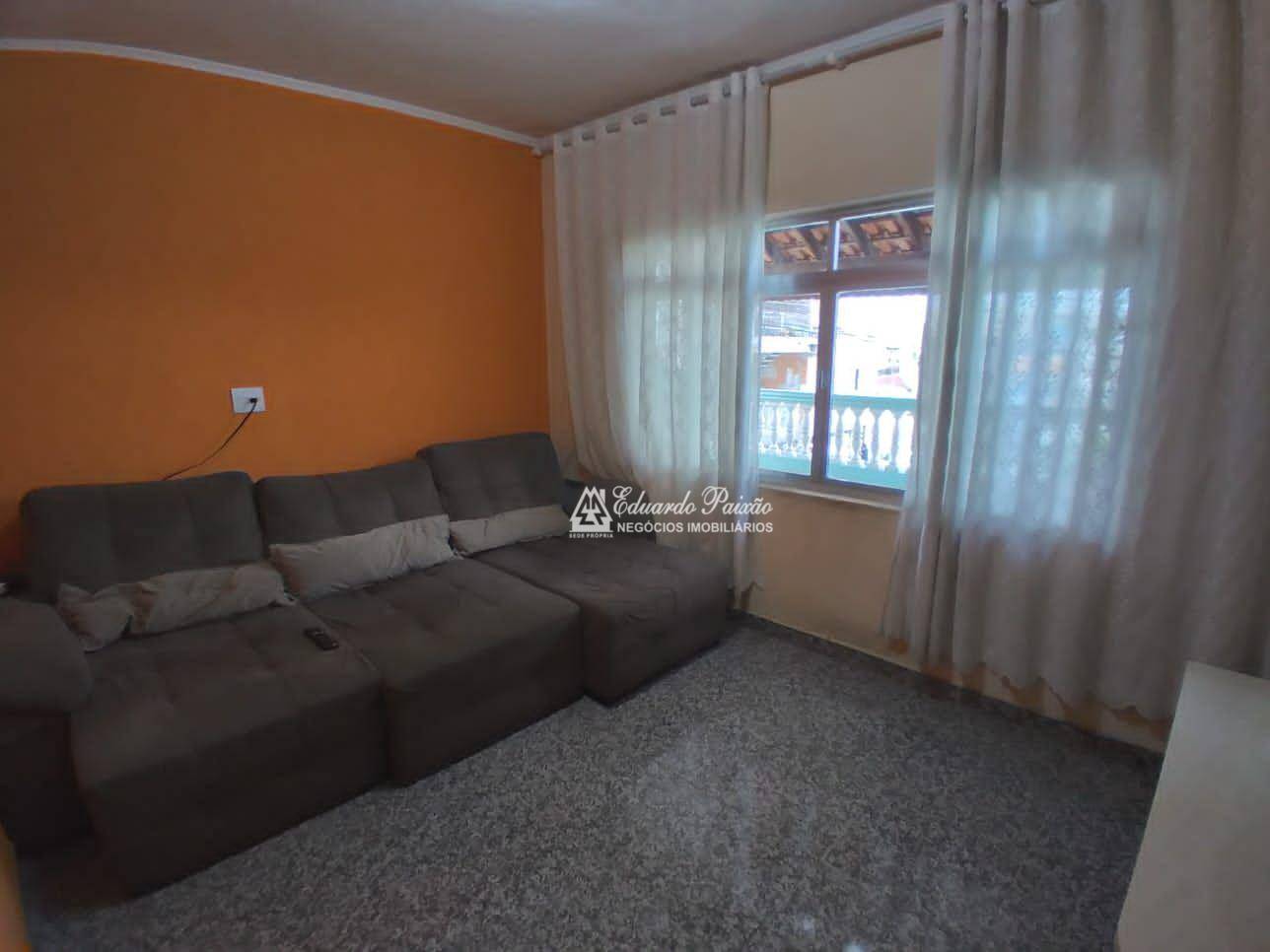 Sobrado à venda com 6 quartos, 180m² - Foto 9