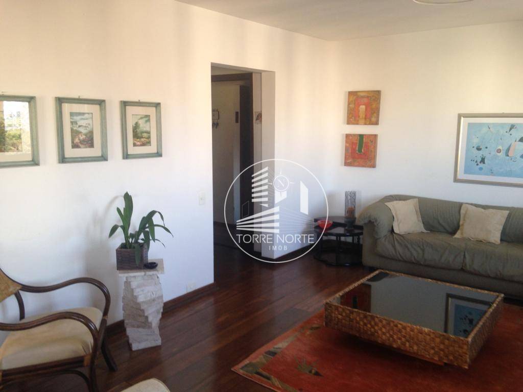 Apartamento à venda com 4 quartos, 194m² - Foto 8