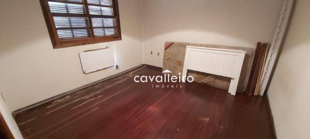 Casa à venda com 4 quartos, 190m² - Foto 32