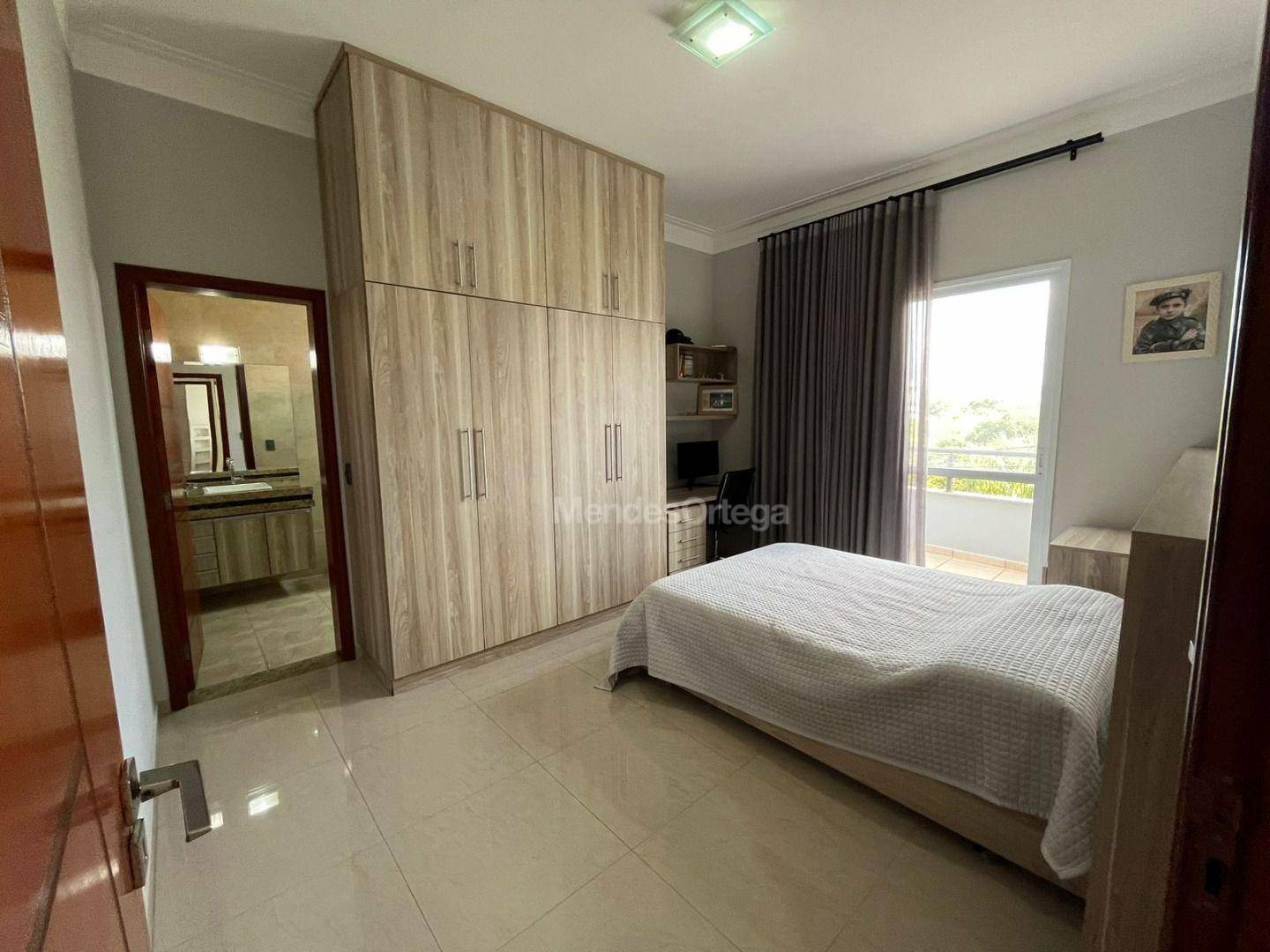 Casa de Condomínio à venda com 3 quartos, 302m² - Foto 19