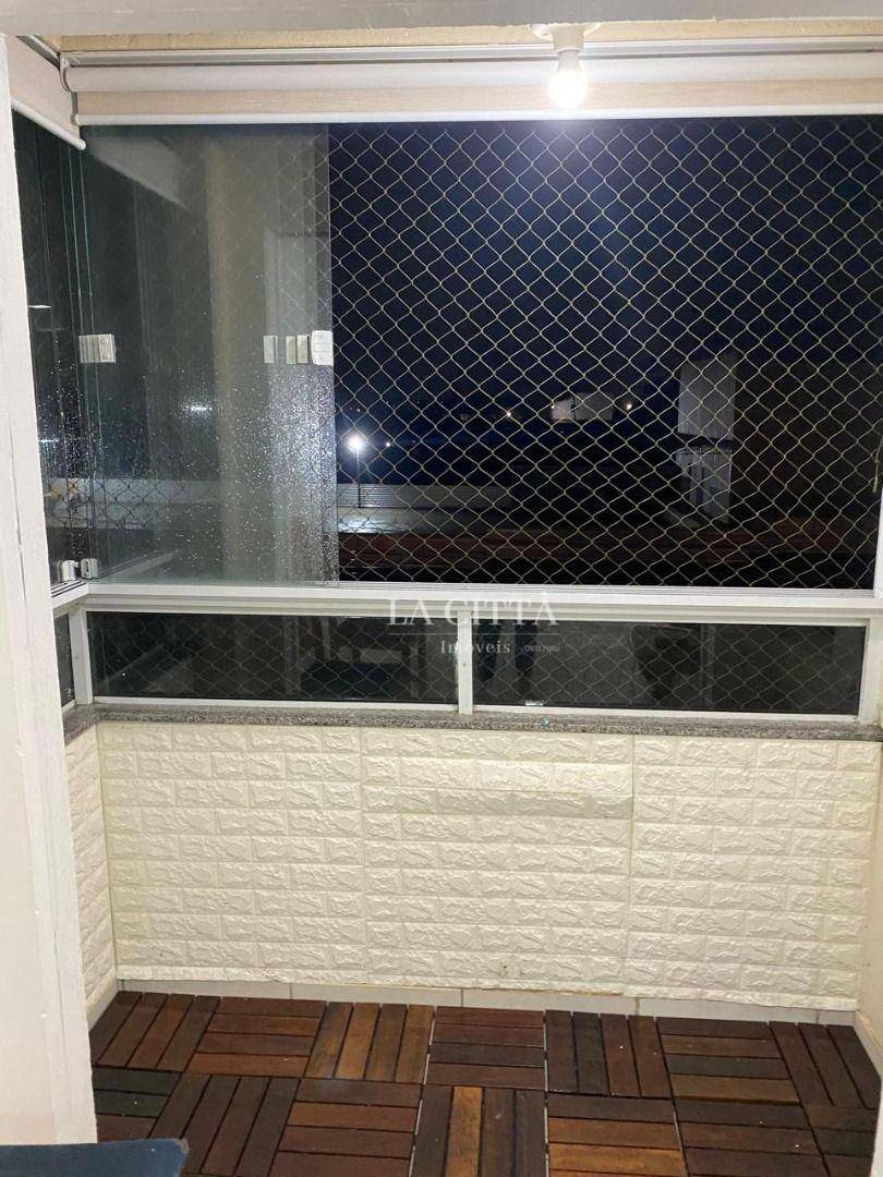 Apartamento à venda com 2 quartos, 45m² - Foto 3