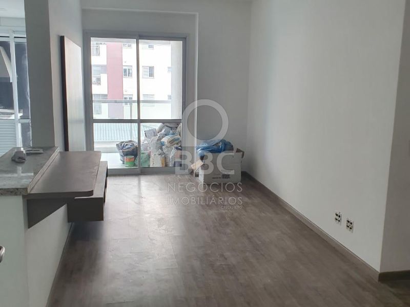 Apartamento para alugar com 2 quartos, 75m² - Foto 2