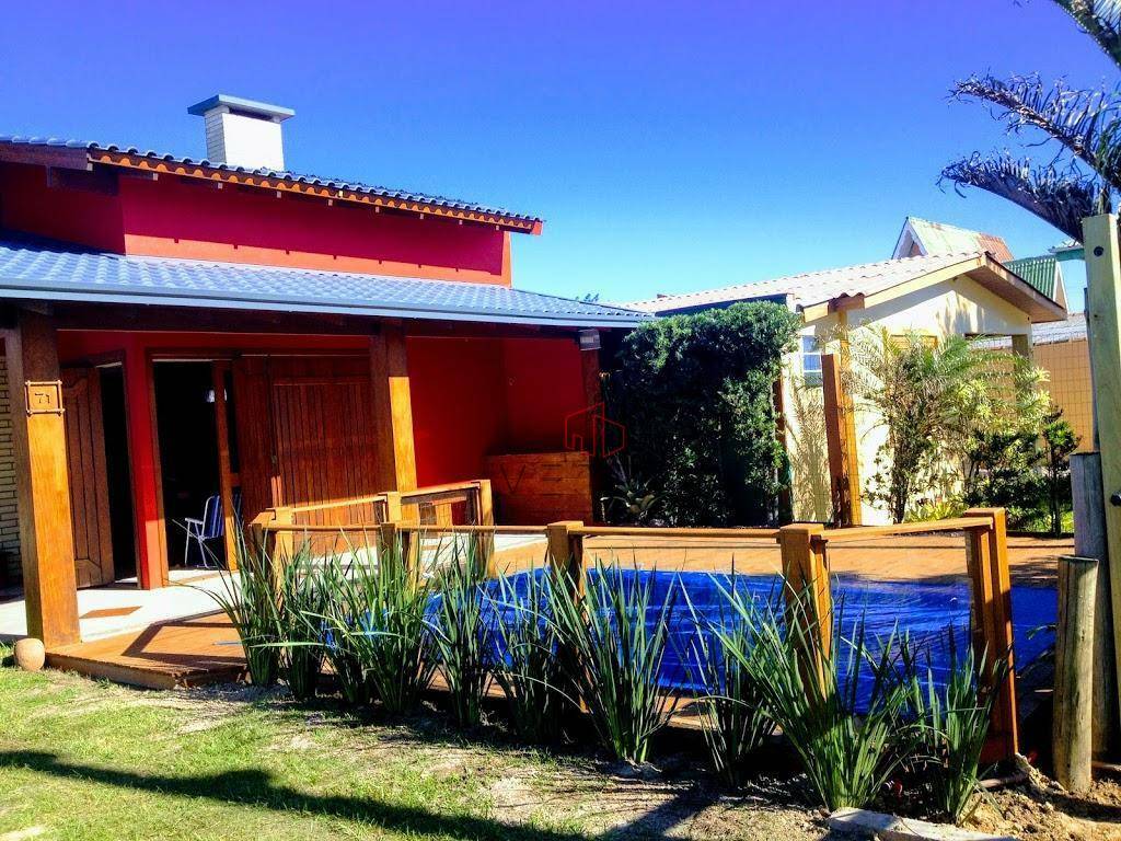 Casa à venda com 3 quartos, 189m² - Foto 1