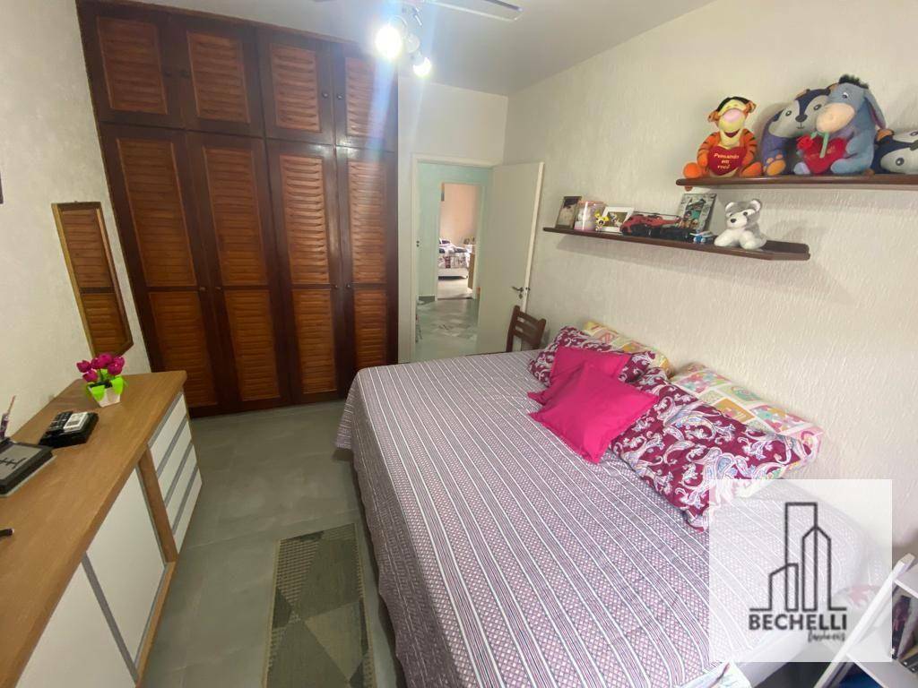 Casa à venda com 3 quartos, 271m² - Foto 15