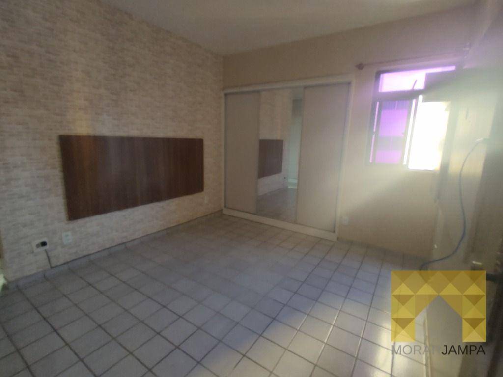 Apartamento à venda com 4 quartos, 160m² - Foto 1