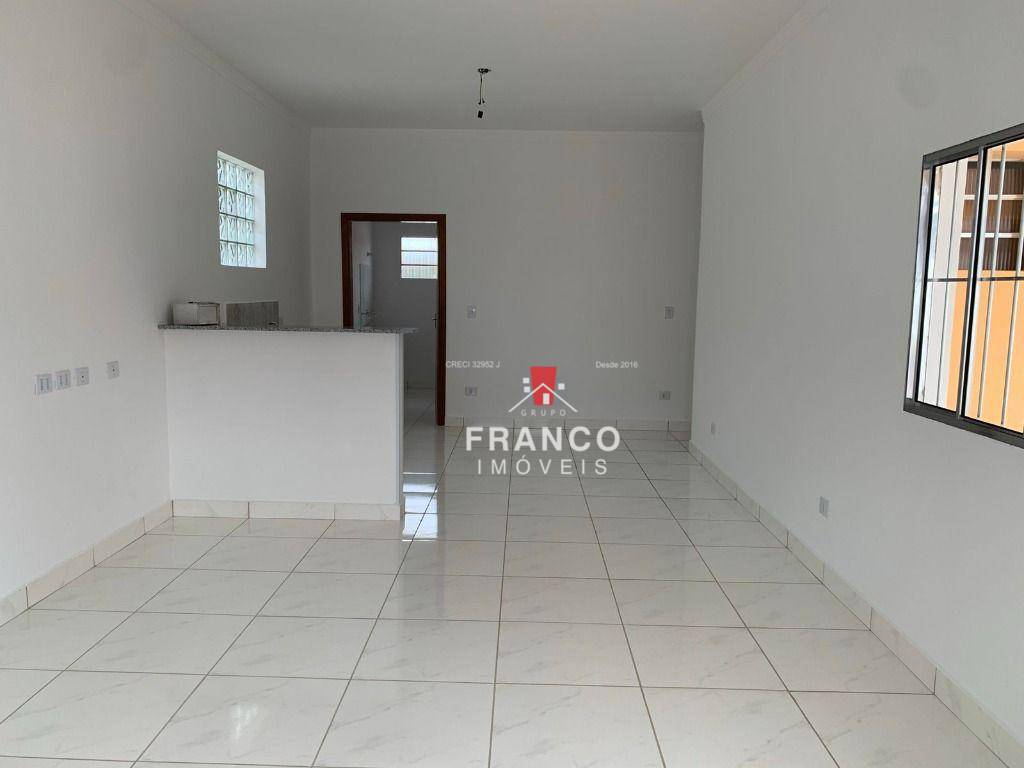 Casa à venda com 3 quartos, 208m² - Foto 9