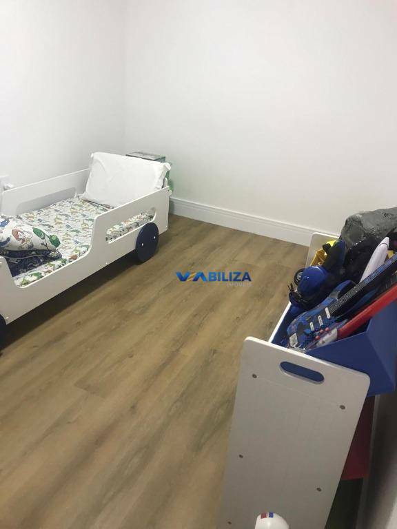 Sobrado à venda com 3 quartos, 332m² - Foto 3