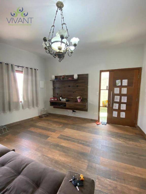 Sobrado à venda com 3 quartos, 244m² - Foto 2